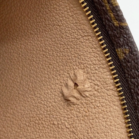 Authentic Louis Vuitton Monogram Bucket PM Pouch💕💕 - Picture 11 of 16